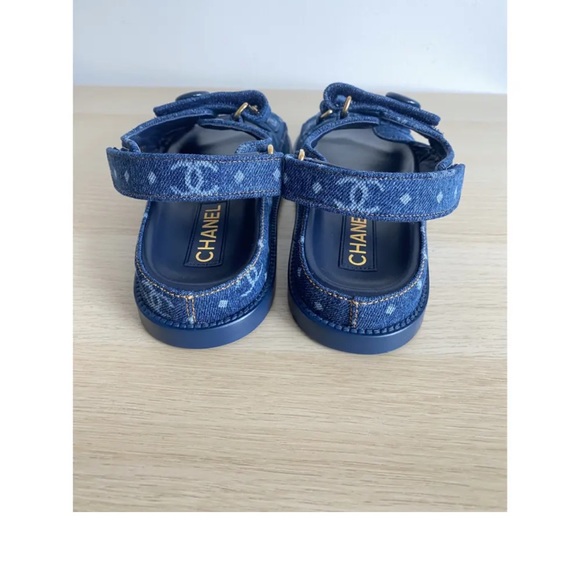 Chanel dad shoe in denim - Picture 6 of 9